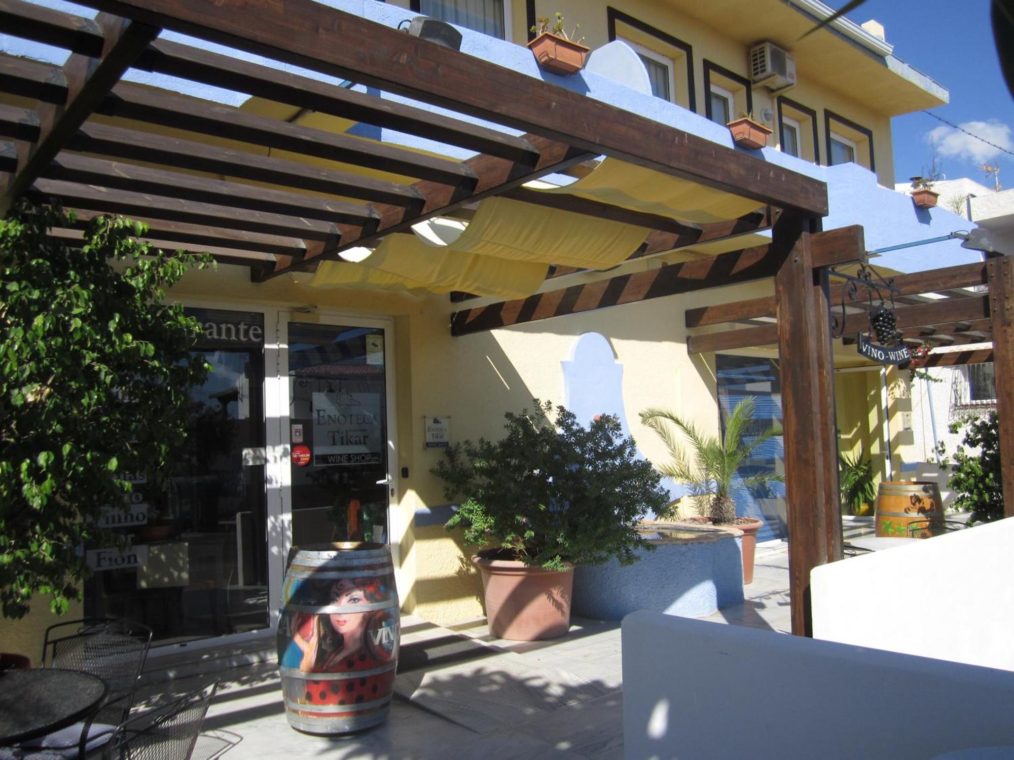 Hotel Tikar Garrucha Luaran gambar
