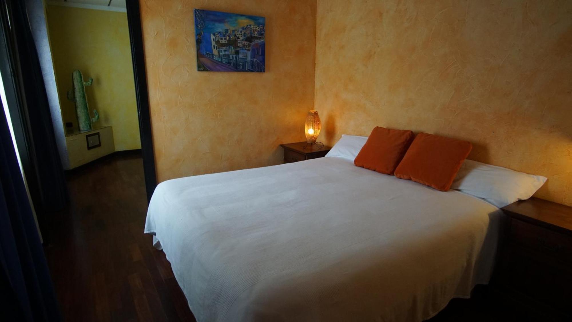 Hotel Tikar Garrucha Luaran gambar