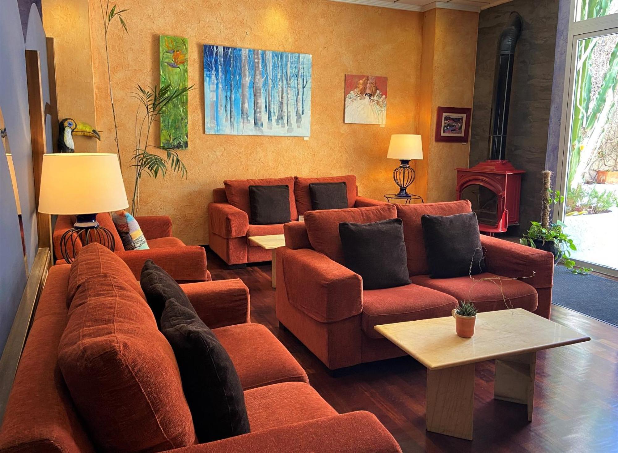 Hotel Tikar Garrucha Luaran gambar